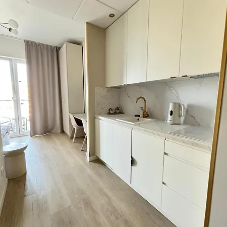 Apartamenty 24H Kasprzaka Warsaw Exterior photo