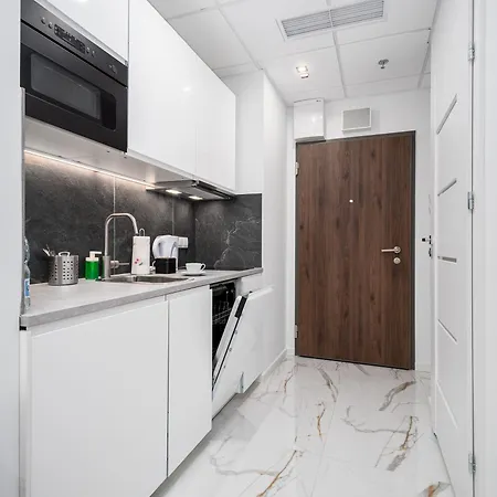 Apartamenty 24H Kasprzaka Warsaw Exterior photo